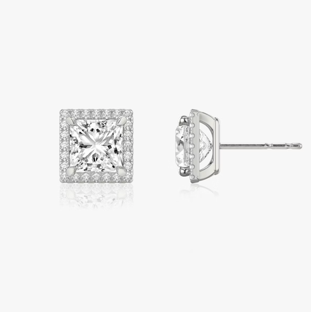 Shine Moment Halo Solitaire Stud